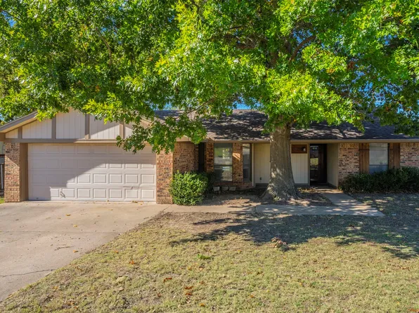 1302 Randy Dr, Weatherford, TX 76086