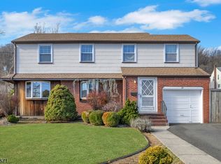 6 Hillside Ave, Cedar Grove, NJ 07009