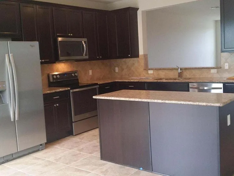 1180 Turnbridge Dr — Photo 2