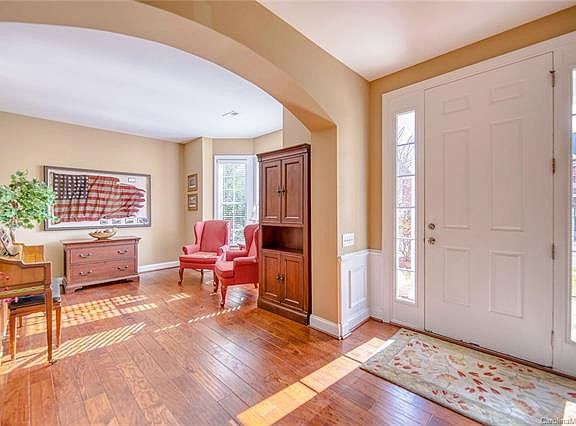 3rd image of 9532 Ardrey Woods Dr