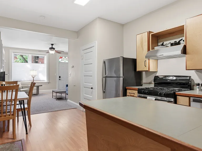 2213 Jane St #1 — Photo 10