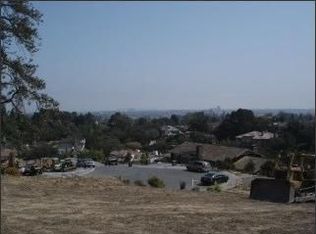 11 Mountain Wood Ln, Hillsborough, CA