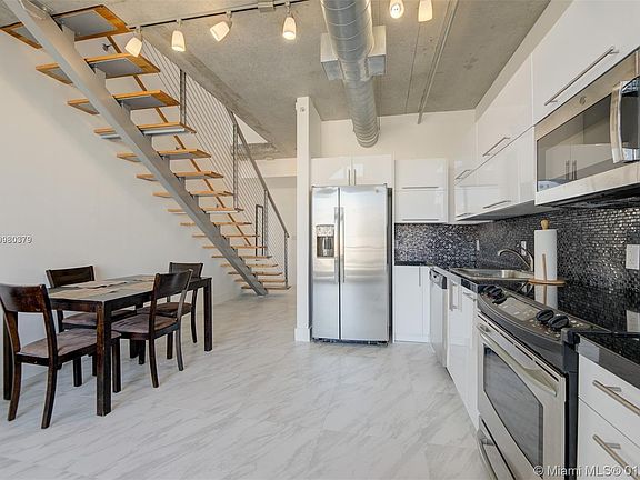 5th image of 4105 NW 24th Ave #1215