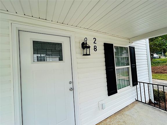 2nd image of 28 Spring St