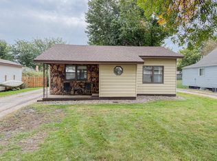 15 4th Ave SW, Clara City, MN 56222