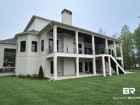 3rd image of 309 Sand Bar Ln