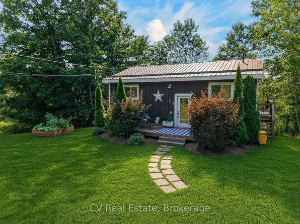 23 Lock St, Seguin, ON P0C 1J0