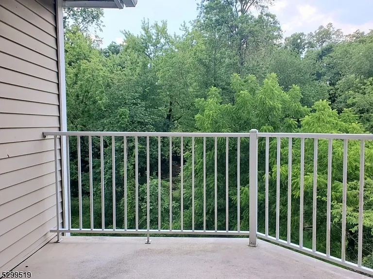 133 Rachel Ct — Photo 11