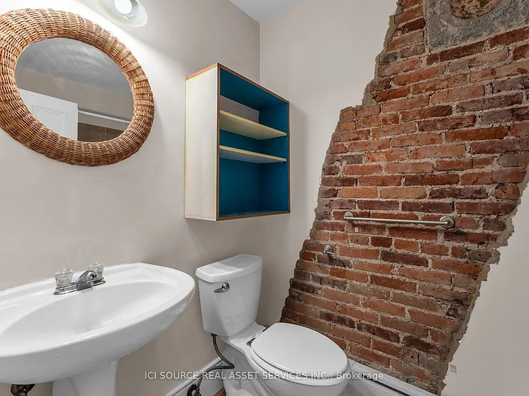 25 West St #2 — Photo 11