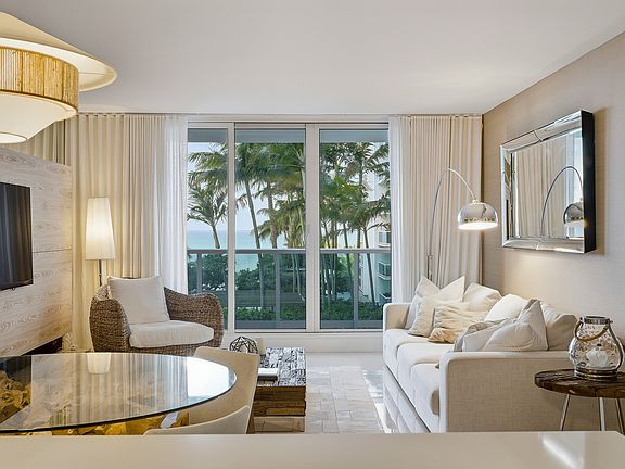 4th image of 2301 Collins Ave APT 524