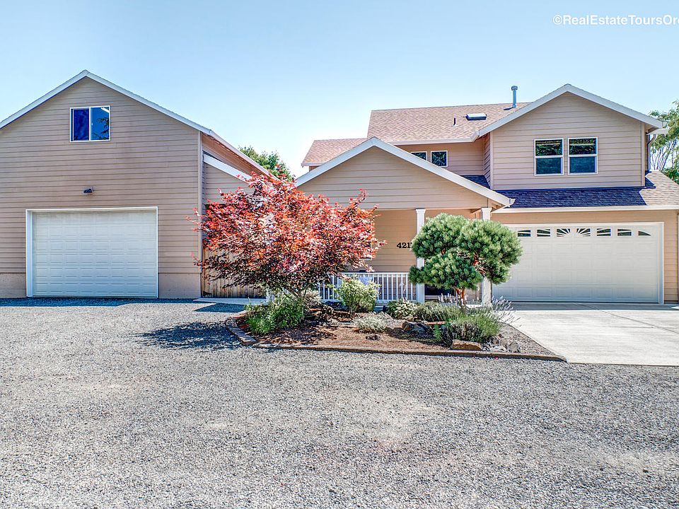 1st image of 4217 SE Bentley St