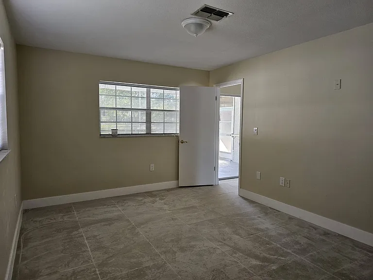 4060 Sail Dr — Photo 15