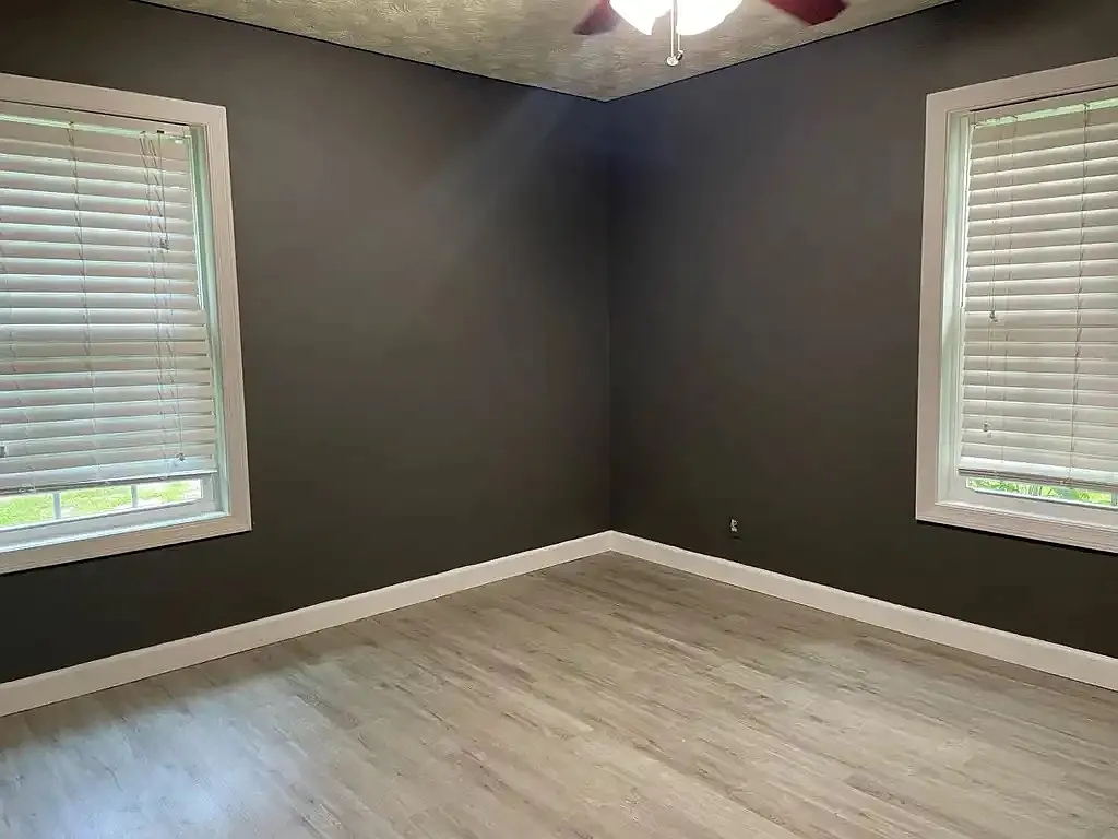 2 bed, 1000 sqft, $1,475 — Photo 3