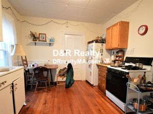 26 Custer St #3, Jamaica Plain, MA 02130