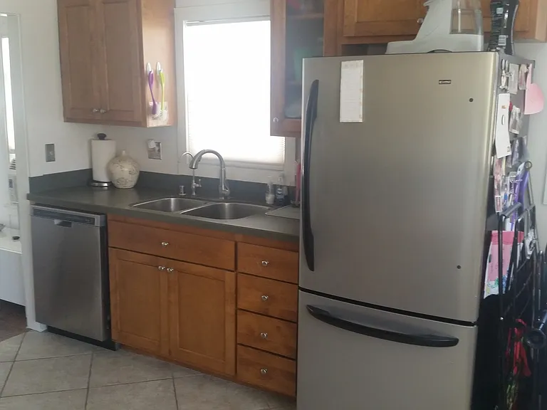 4214 Kansas St — Photo 7