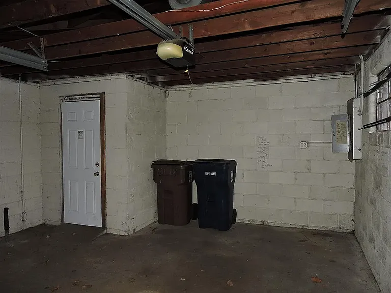 2604 E Pacific Ave — Photo 12