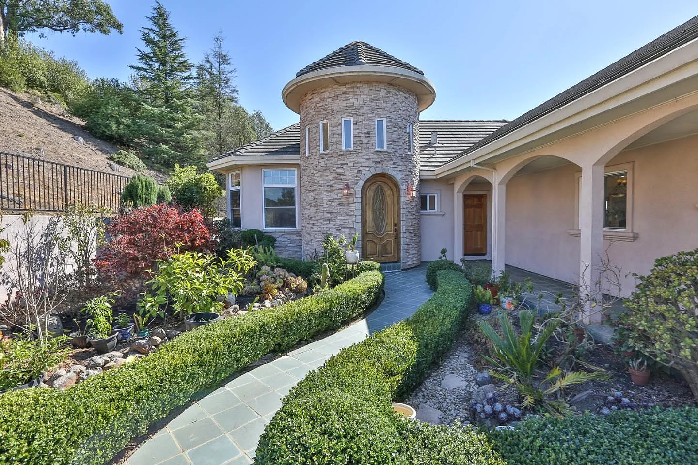 1361 Summit Park Ct photo 1