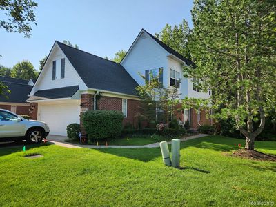 2682 Bass Wood Ln, Wixom, MI, 48393