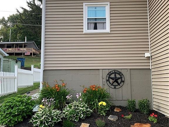 4th image of 6416 Lakeside Dr
