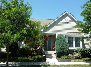 4822 Oakland Ridge Dr, Powell, OH 43065