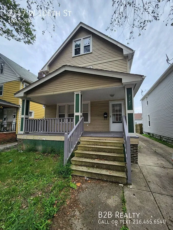 2147 W 106th St photo 1