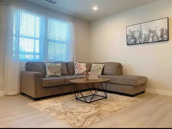 3948 Rose St, Sacramento, CA 95838