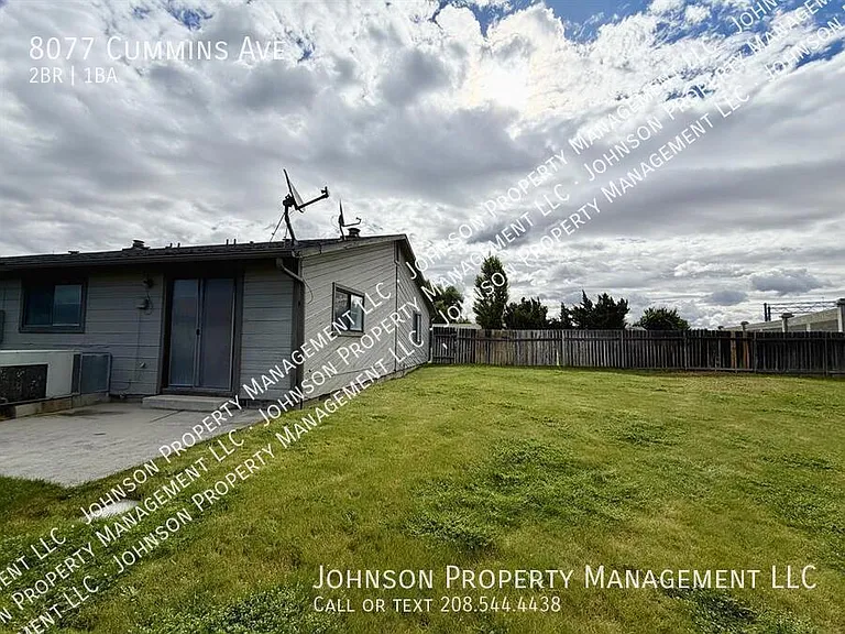 8077 S Cummins Ave — Photo 2