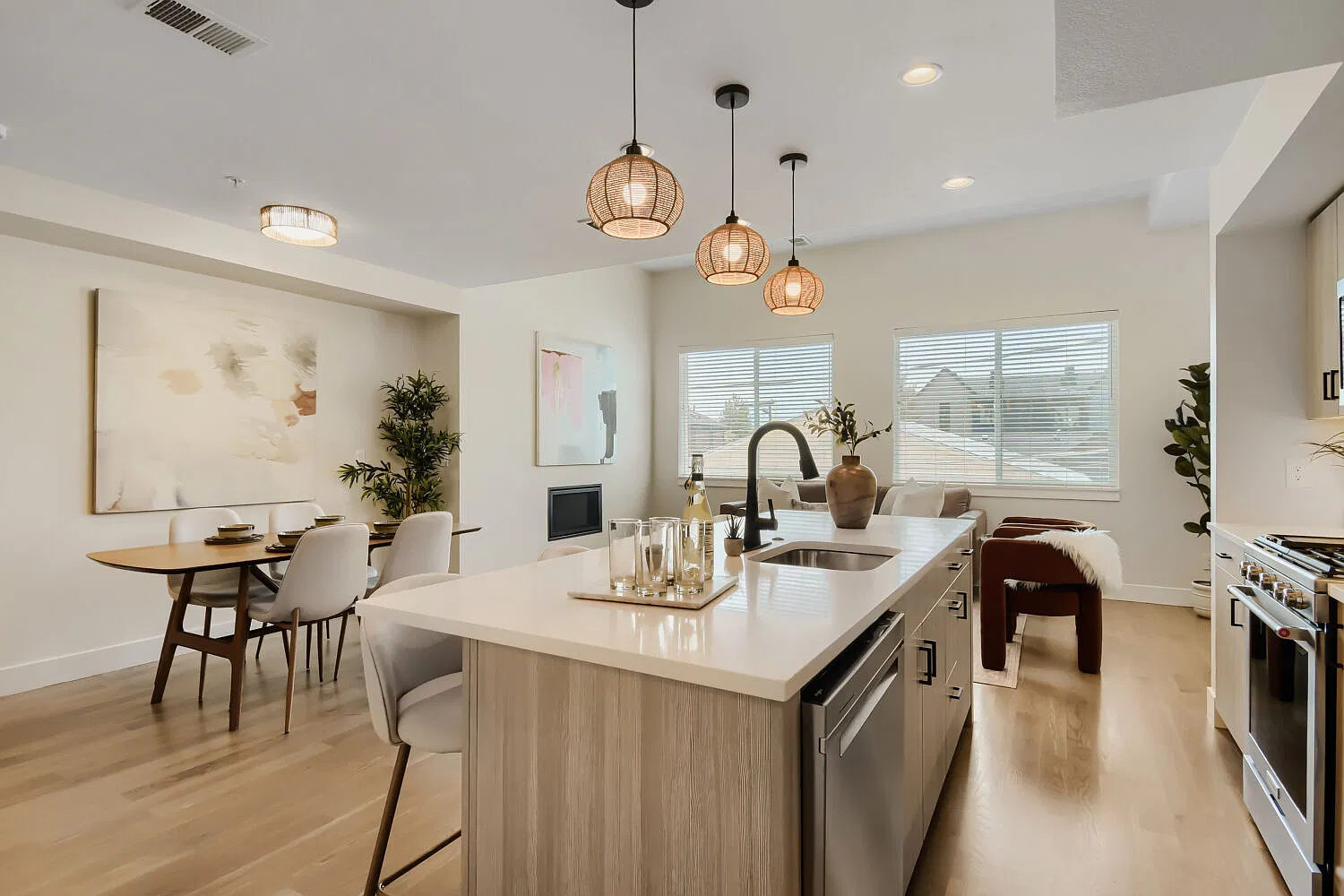 1922 West 38th Avenue - 1 — Photo 4