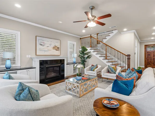 2549 Rogers Ave, Fort Worth, TX 76109