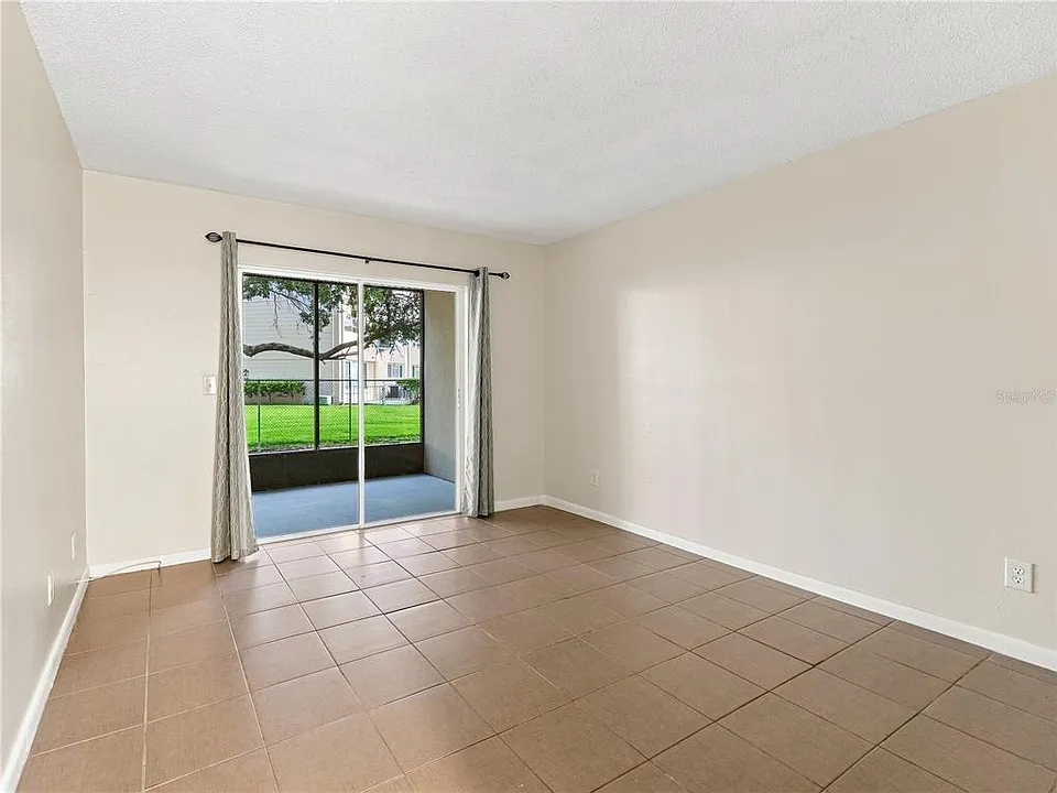 2452 Enterprise Rd #2001