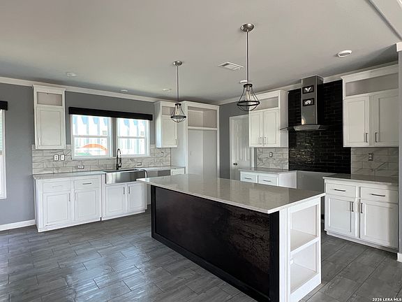 3rd image of 12934 Park Road 37