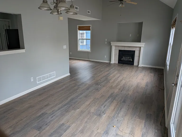 452 W Dogwood Ct — Photo 2