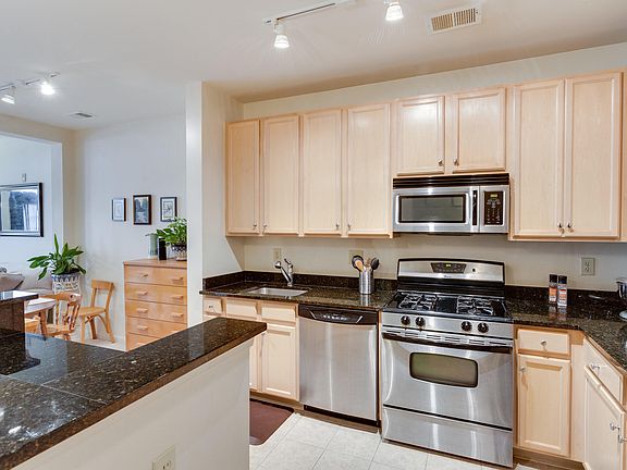 2nd image of 2665 Prosperity Ave APT 248