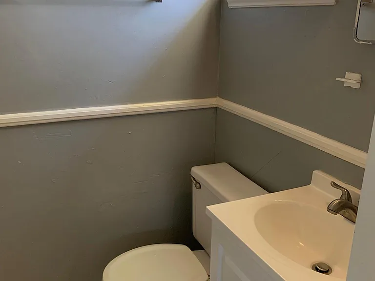 1417 SW 77th Pl — Photo 11