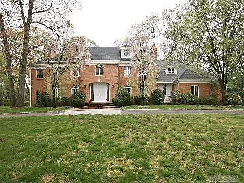 1st image of 1 Pin Oak Ct