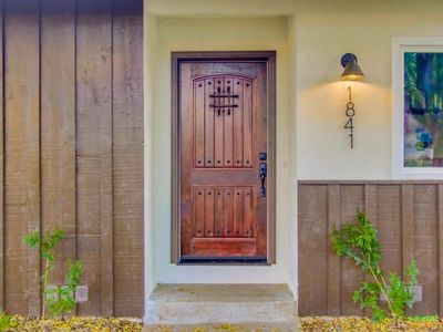 1841 S Iris Ln, Escondido, CA, 92026