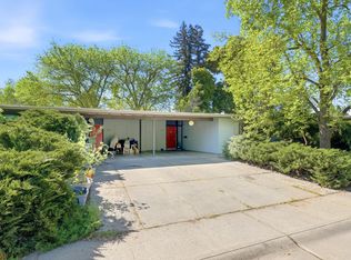 918-916 Drake Dr, Davis, CA