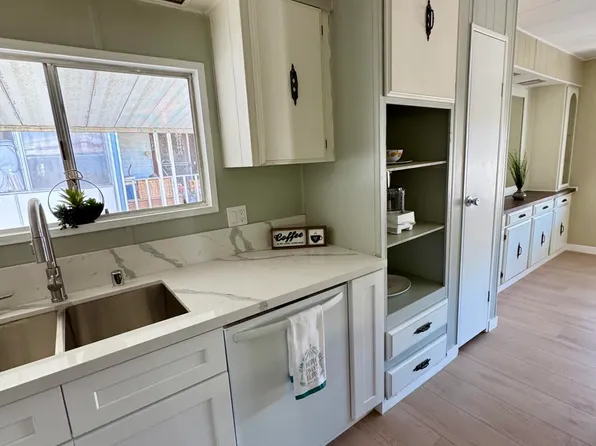 44 Saint Charles Ct #44, Newbury Park, CA 91320