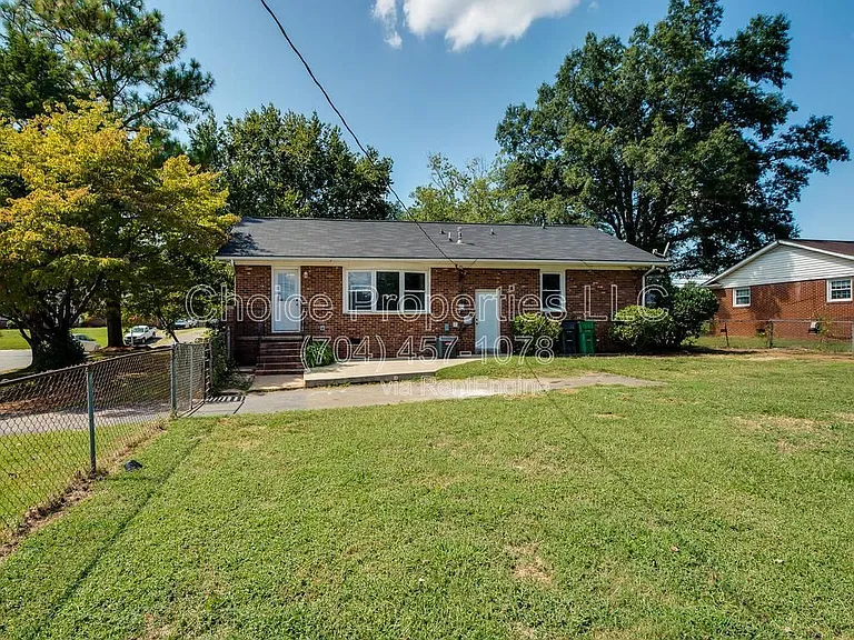 6827 Woodstream Dr — Photo 17