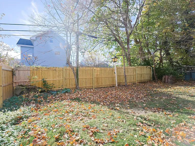 51 Whitten St #3 — Photo 23