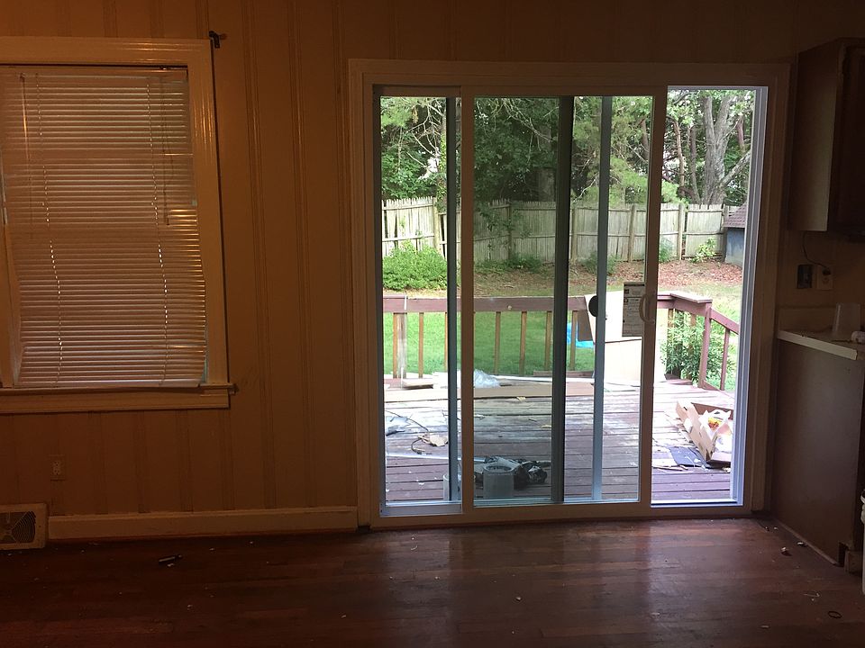 2nd image of 3900 Edwards Rd