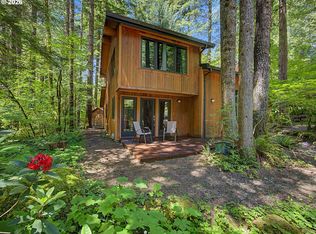 21220 E Crater Ct, Rhododendron, OR 97049