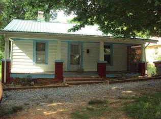 824 Ashdol St, Asheboro, NC 27203