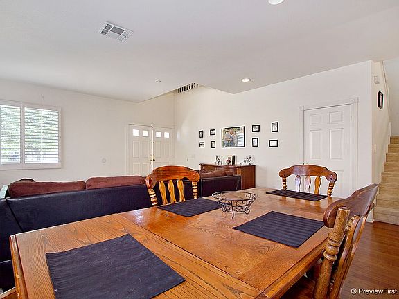 3rd image of 25186 Silverwood Ln