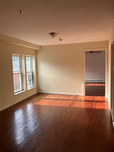 632 Main St #3R