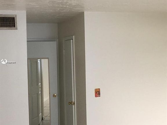 5th image of 9440 Fontainebleau Blvd APT 505