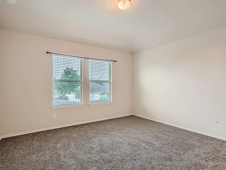120 Shiloh Cv — Photo 6