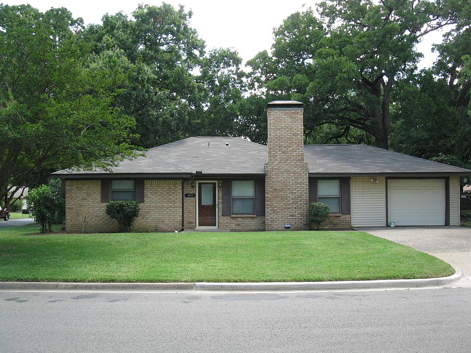 1st image of 2214 Renee St