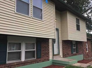 10801 Dorton Dr, Louisville, KY 40272