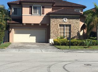 15461 SW 18th St, Miami, FL 33185